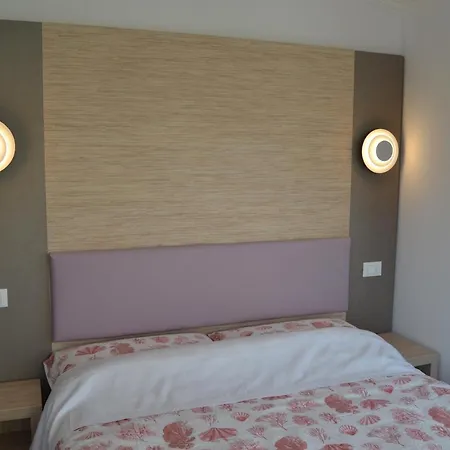 Darsena Ar Holiday Home Апартаменты Пескьера-дель-Гарда