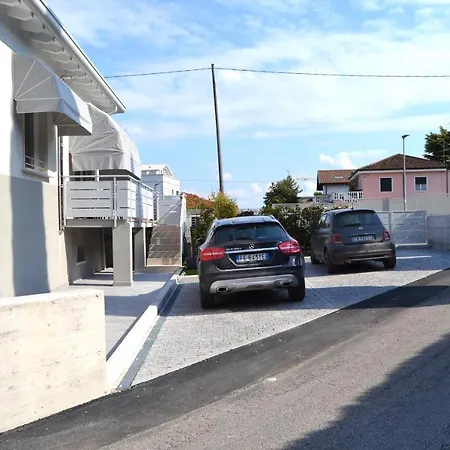 Darsena Ar Holiday Home Апартаменты
